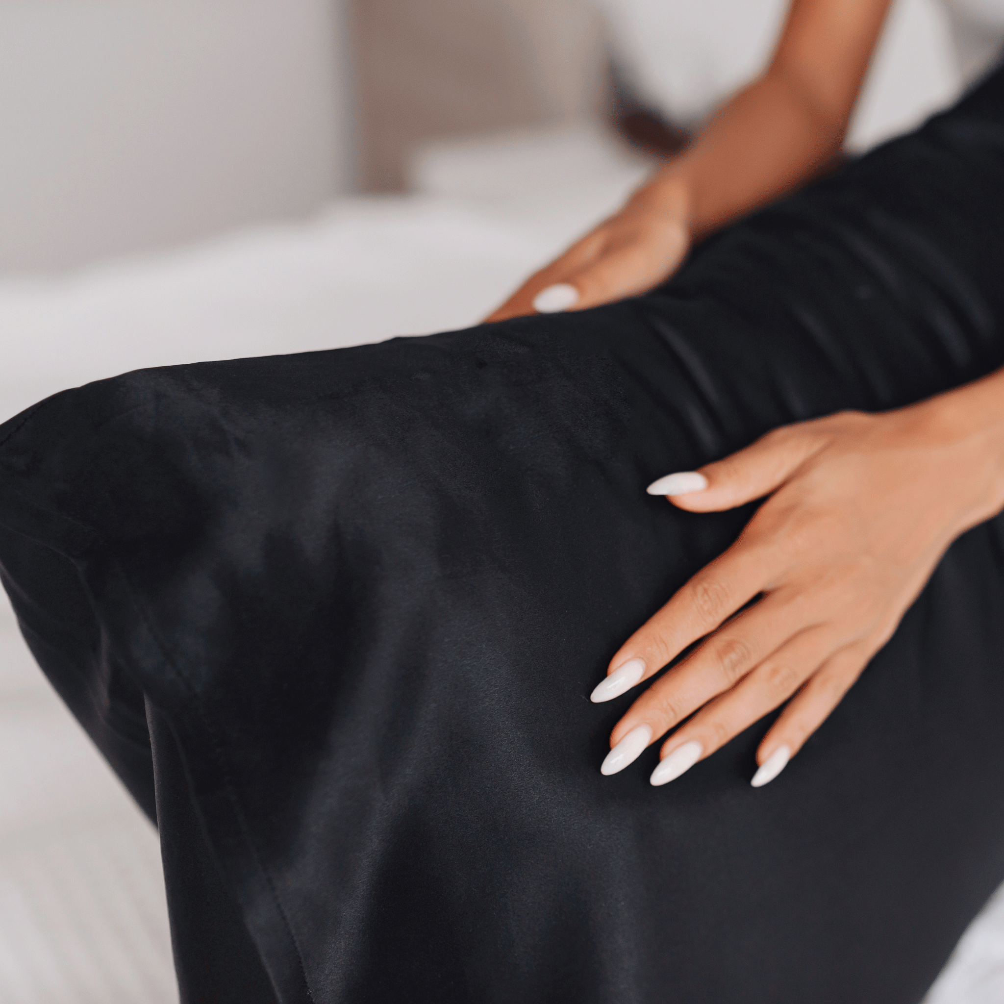 Luxe & Luna® Silk Pillowcase